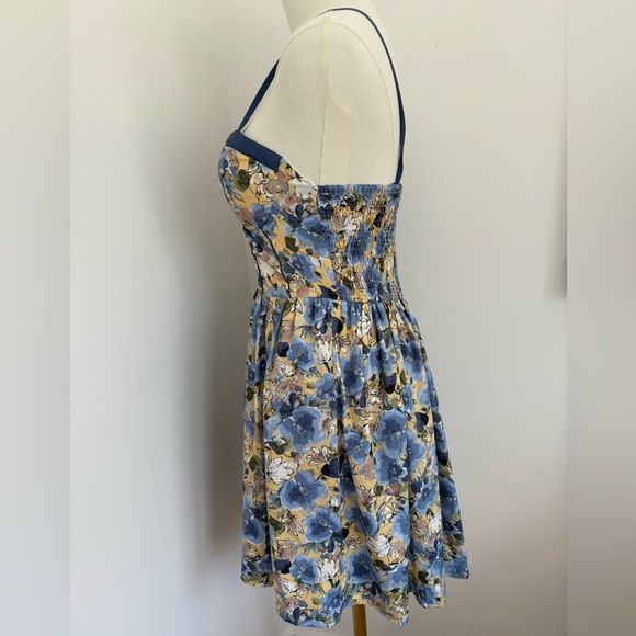 Floral Spaghetti Strap Dress - Picture 2 of 6